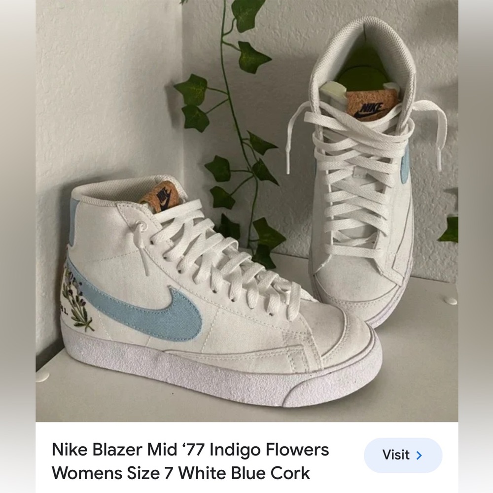 Nike Blazer Mid 77 Indigo Flowers Woman’s size 5.5